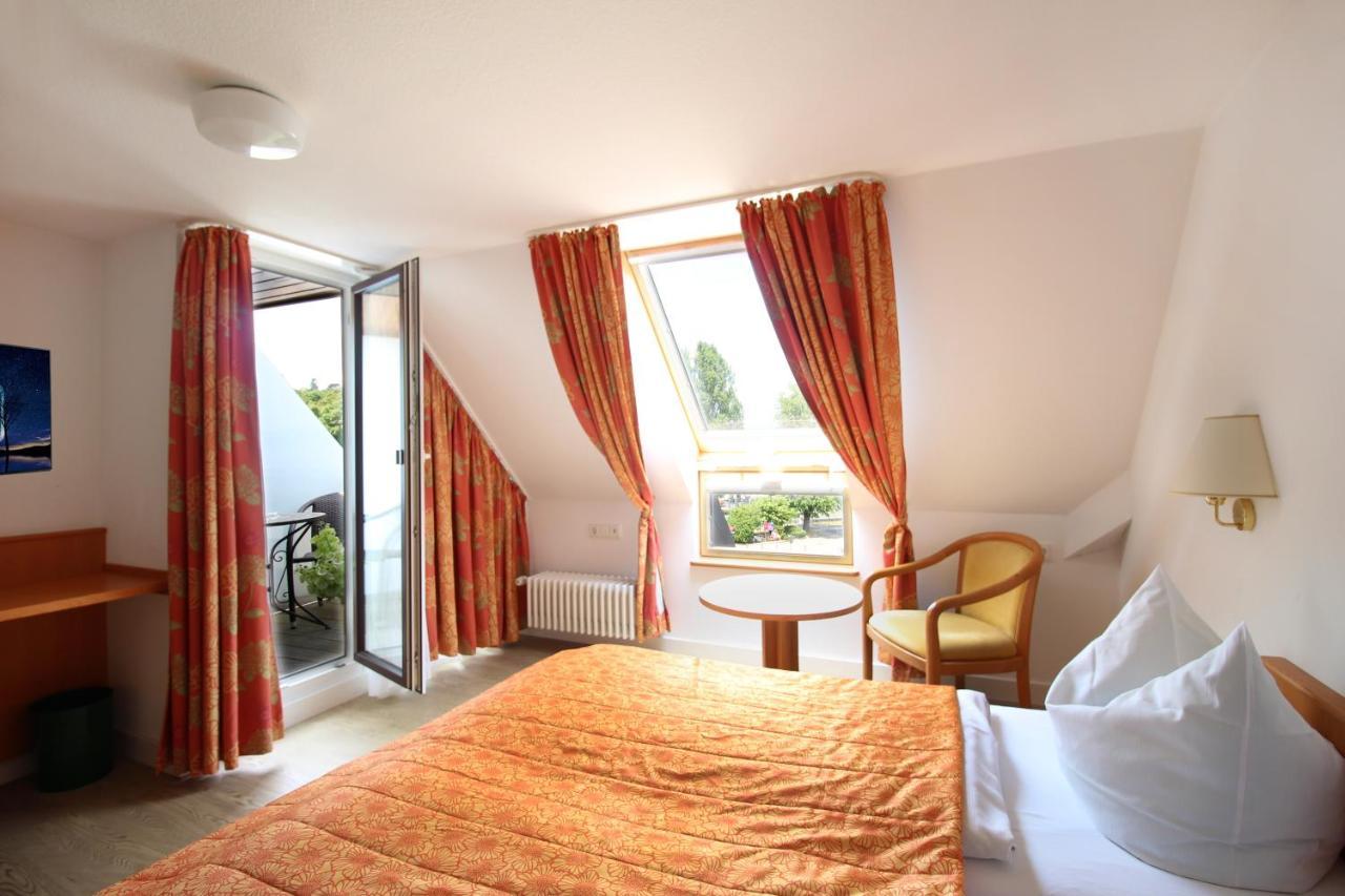 Hotel Schiff Am See Констанц Екстер'єр фото